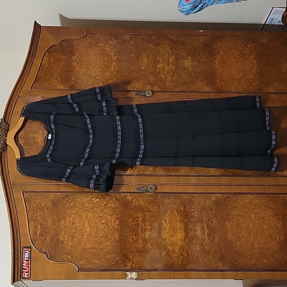 TALITHA DRESS. Christmas 🎄 sale!